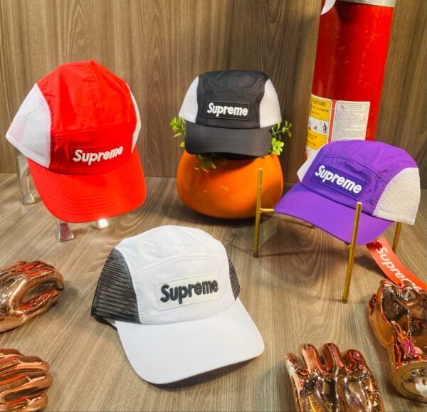 Gorras Supreme